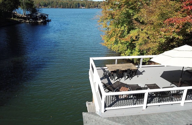 Absolute Dream Lake Gaston