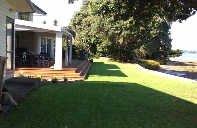A Waterfront Hideaway: a solo 50 minutos de Auckland