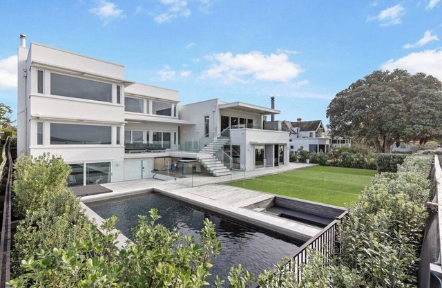 Absolute Waterfront Escape