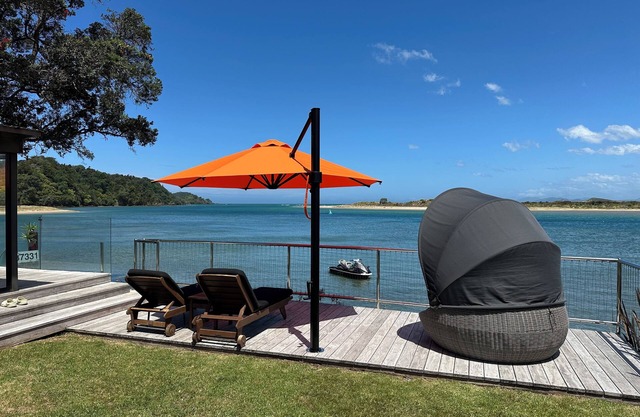 Absolute Waterfront in Ngunguru