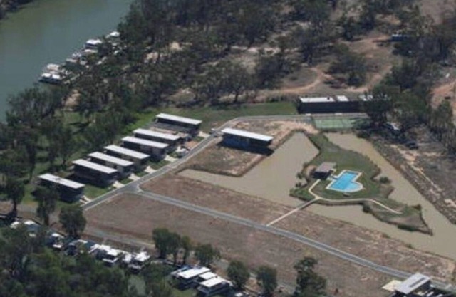Absolutamente frente al río Murray unidad 32 Deep Creek marina Moama