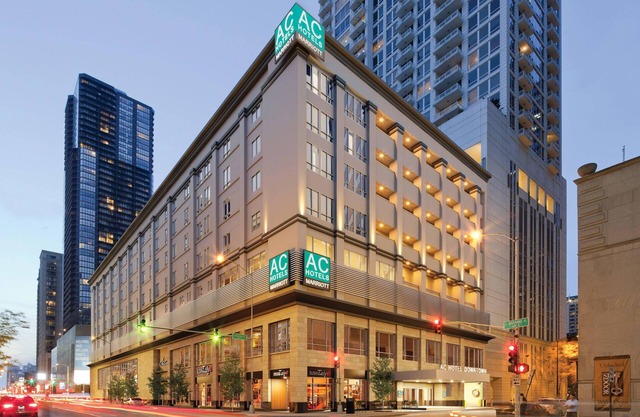 AC Hotels by Marriott Chicago Downtown