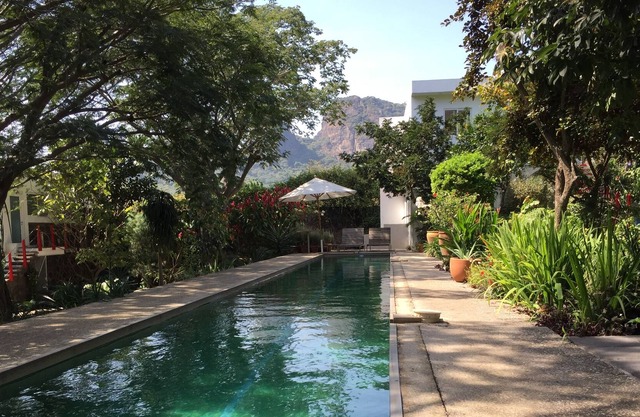 Bungalow ACACIA - 10 minutos del centro de TEPOZTLAN en coche
