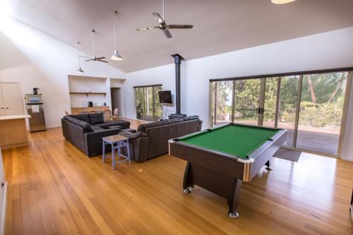 Acacia Lakehouse