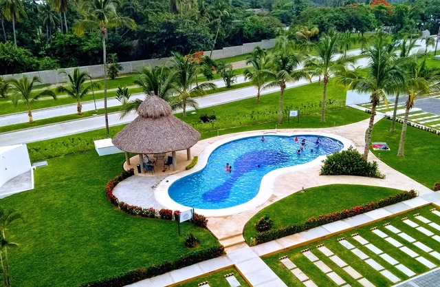 Acapulco Diamond Zone Residential With Jacuzzi in Private Roof Garden