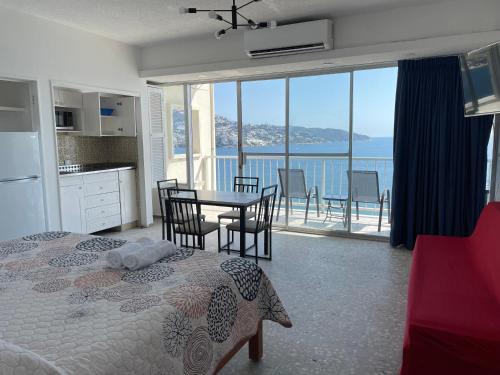acapulco suites lys 07 Torres Gemelas