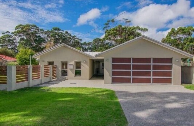 Access the Gap, Natural Bridge and more from this spacious 4 bed, 2 bath home