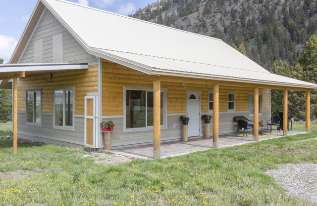 NUEVAS TARIFAS BAJAS - Cabaña con vista al río Madison
