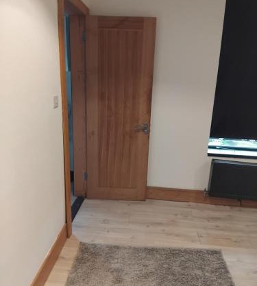 Accom001