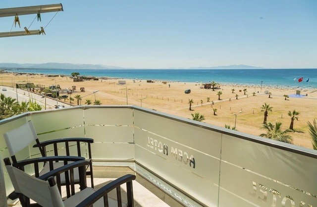 Acem Hotel