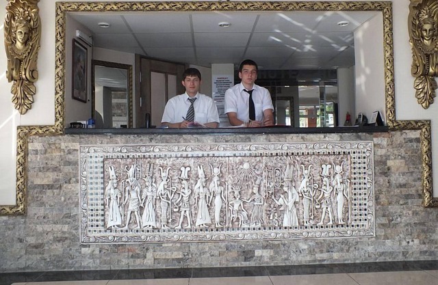 Acet Hotel