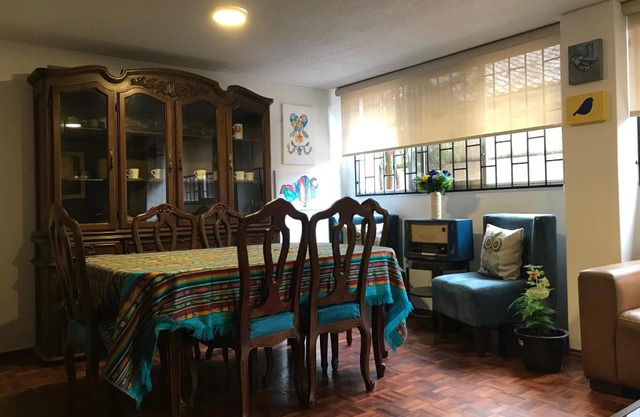 Acogedor Apartamento completo, x Universidad Católica, Quito