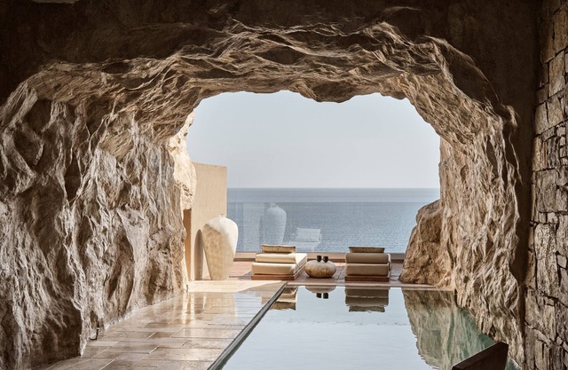 Acro Wellness Suites - Adults Only