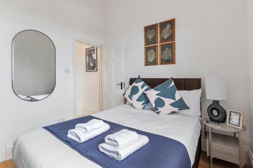 Acton Central Apartment