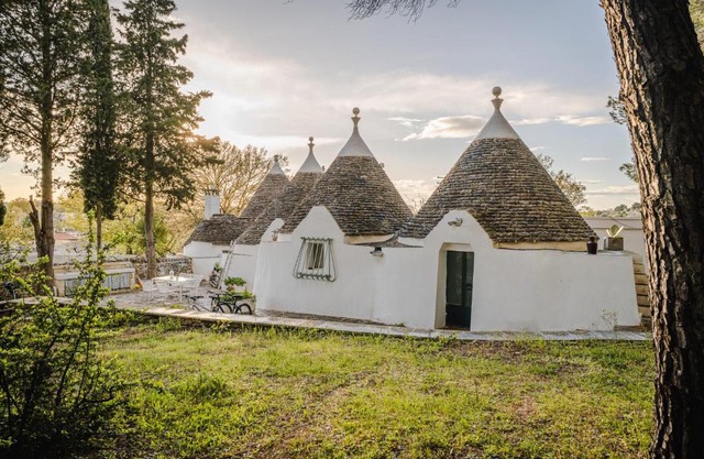 Ad un passo da Cisternino - Trulli con Foresta, Bici e BBQ