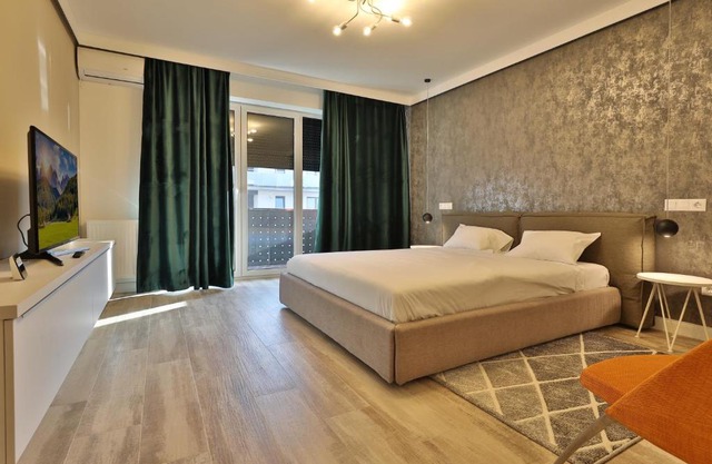 Ada Luxury B51