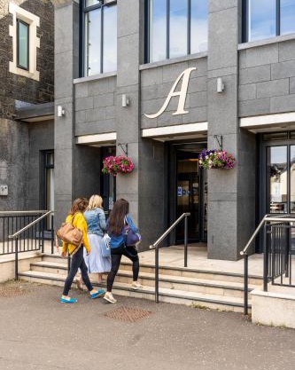 Adair Arms Hotel