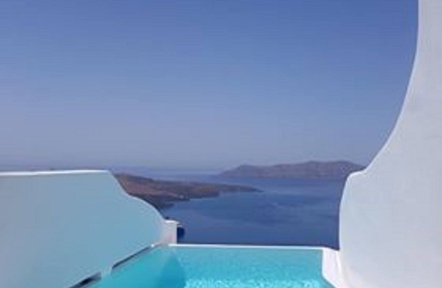 Adamant Suites