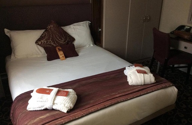 Adams Family Hotel