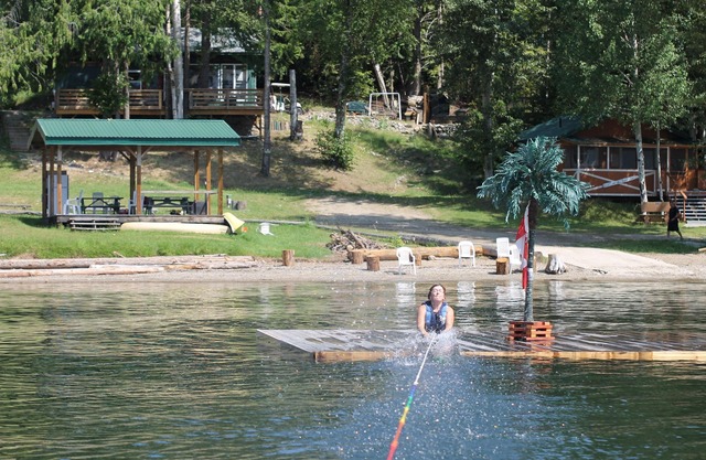 Cabaña Adams Lake Waterfront