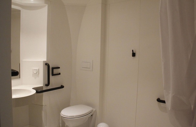 Estudios adaptados para personas con movilidad reducida, 23m², 2 camas individuales (sin TV)