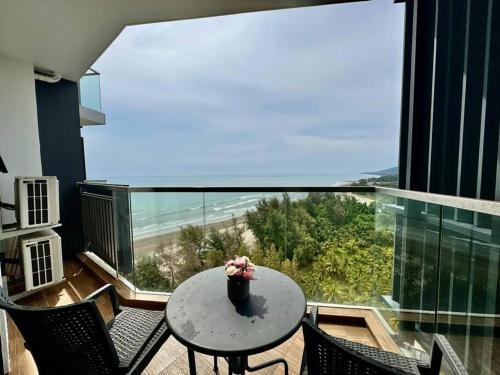 Adek's timurbay seaview