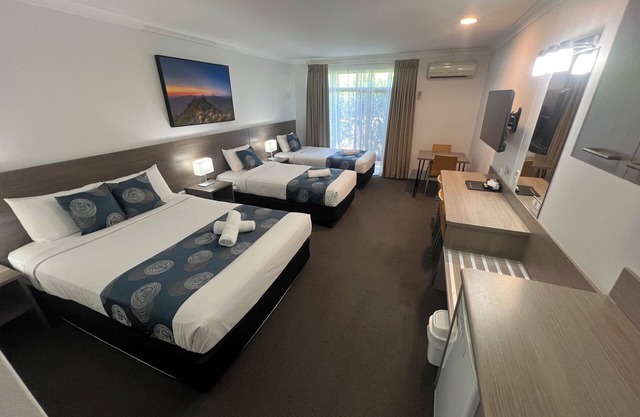 Adelong Motel