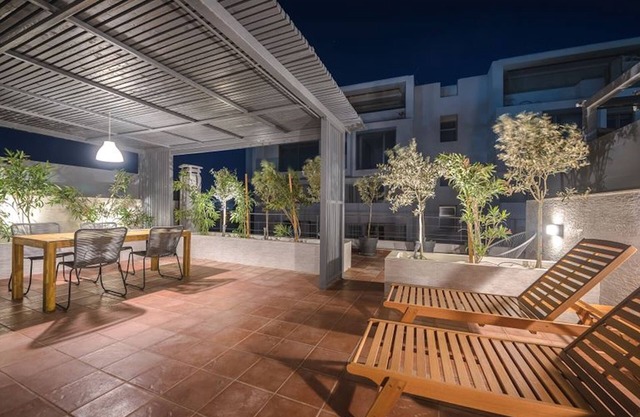 Adelos Villa With Sauna and Rooftop Garden In Elliniko