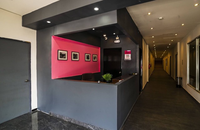 Adhoc SF Plaza