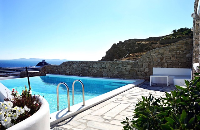 Adikri Villas & Suites