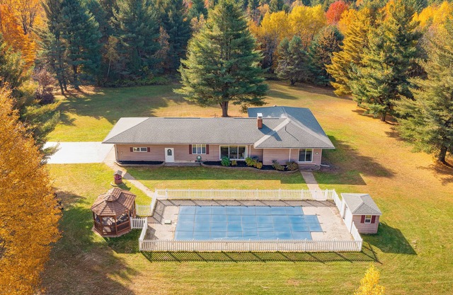 Adirondack Park 3BR/2BA Pool Home-Near River!