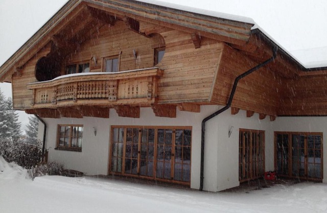 Ado's Haus