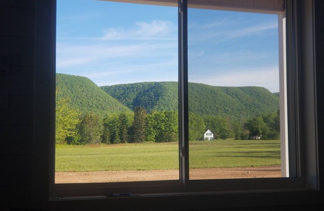 Adonai Adventure Cabin 1 w/ mountain views, near Cabot Trail, river access