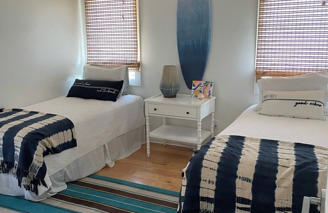 Adorable Beach House in S. Bethany 3BDR + Loft and Perfect Sunset Views