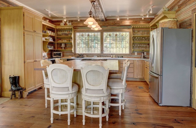 Adorable house - minutes to Round Top and Warrenton