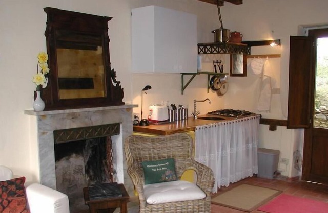 Adorable casa de campo toscana con hermoso jardín a las afueras de Lucca, capaci