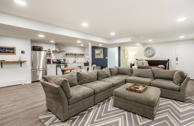 Adults Only - Walk to the United Center! Modern Touches Surround You - Check Out the Open Staircase! by AllSet Turnover