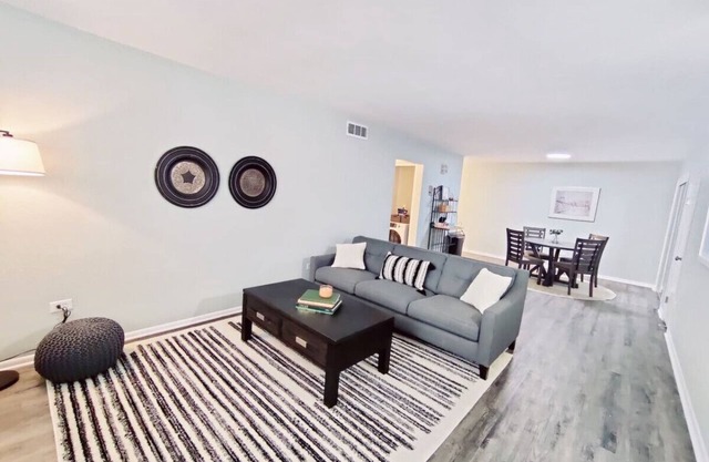 Adventure Awaits at your Lakewood Abode!