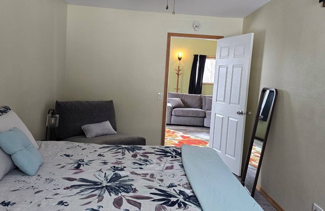 Adventure awaits in this cozy 2-bedroom apartment near all of the amenities.