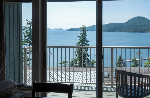 Adventure Awaits—Secluded Orcas Island Stay | Hillside 1950