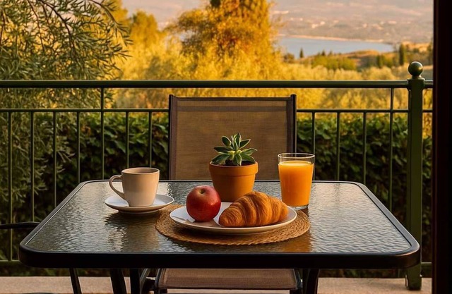 Aelia Guesthouse - Private Garden Retreat