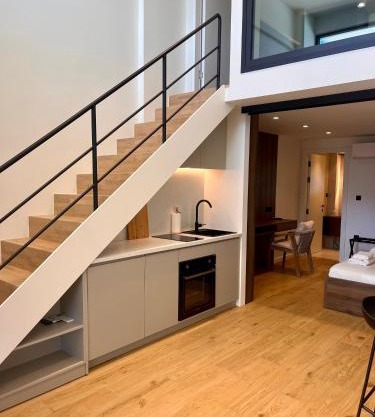 Aeraki Apartments