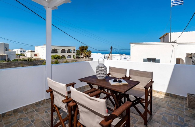 AERENIA SUITES