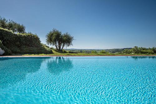 Affitti Brevi Siena - Le Rose Appartamento in Toscana con piscina da sogno