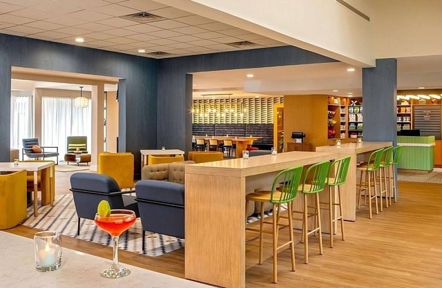 Affordability Meets Comfort! Near The Hall at Patriot Place, Pet-Friendly