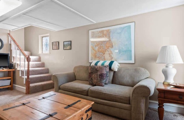 Affordable 2BR - Near Mainstreet - Harrison Ave