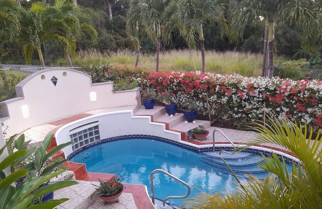 Apartamento de lujo asequible en Holetown St. James