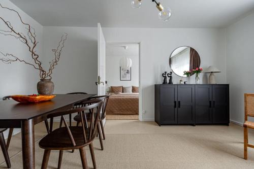 Affordable stay in creative SoFo - construction work