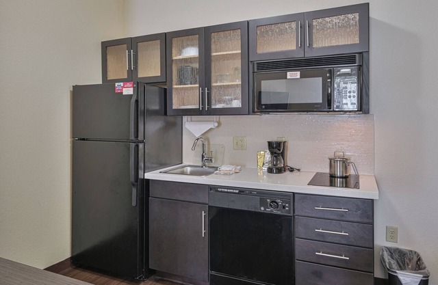 Affordable Suites of America Tulsa