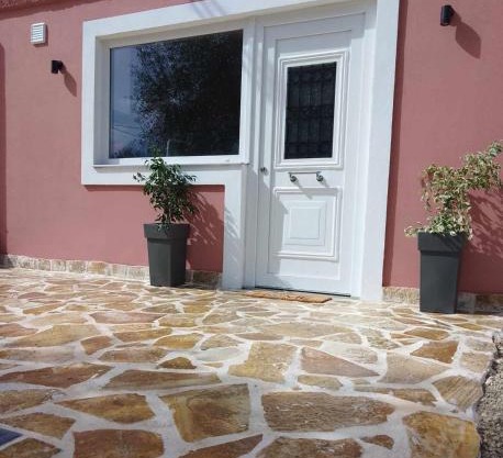 Afionas Cottage
